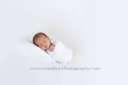 albuquerque newborn photographer, rio rancho newborn photographer, santa fe newborn photographer,
